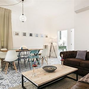 Apartamento de 5 Dormitorios